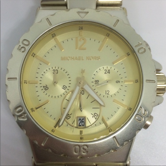 Women’s Michael Kors watch - Picture 3 of 6